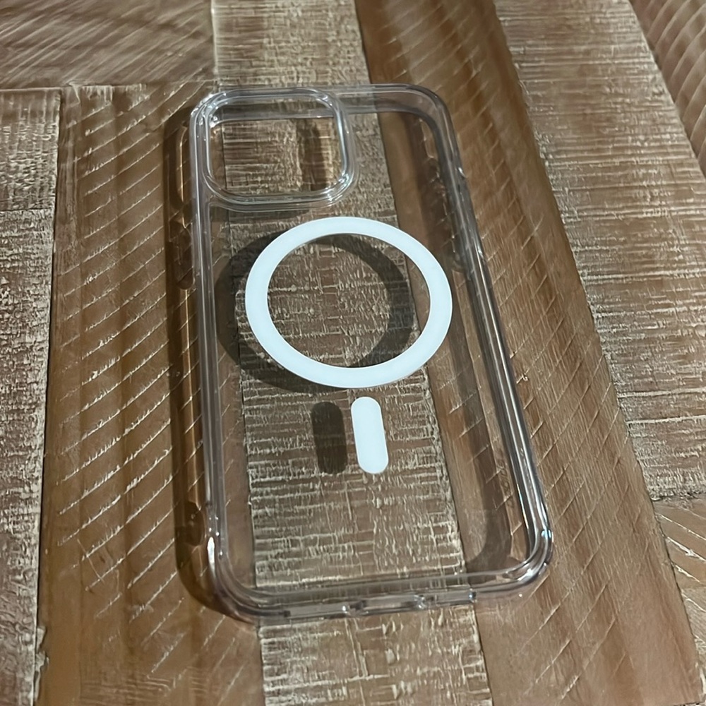 Ultra Hybrid (MagFit) 15 Pro Max